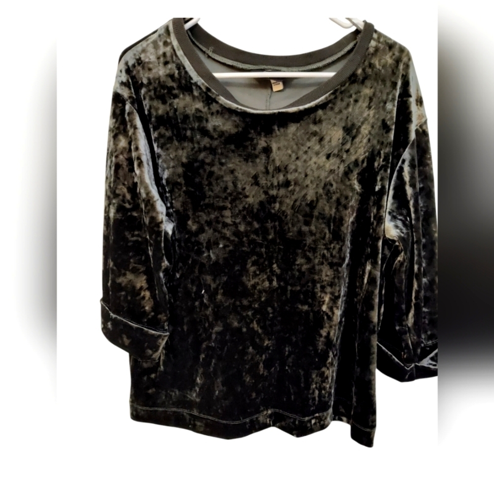 Crushed Velvet Gray/Green M Short Sleeve Blouse